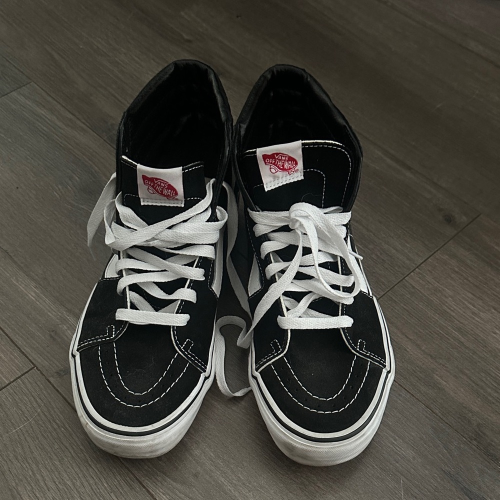Vans Classic Black and White High-Tops Size 9.5